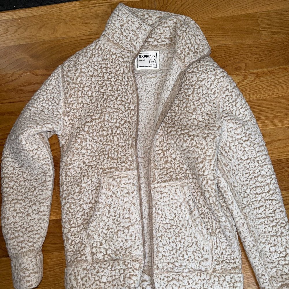 White & Cream Fluffy Express Zip Up - Size XS